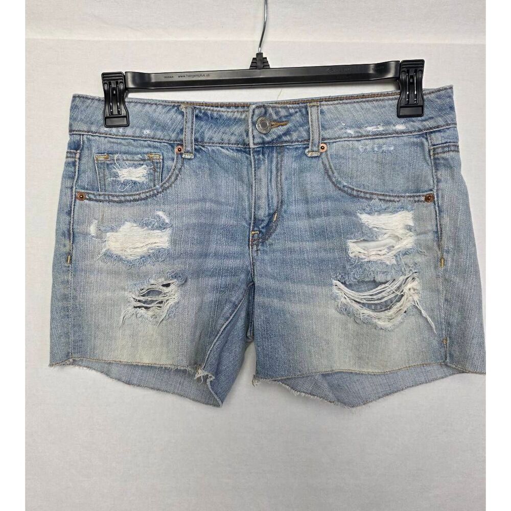 American Eagle Distressed Jean Shorts Sz 6 Light Wash